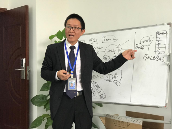 【官方】专访犀牛云首席科学家周长军：数据改变世界