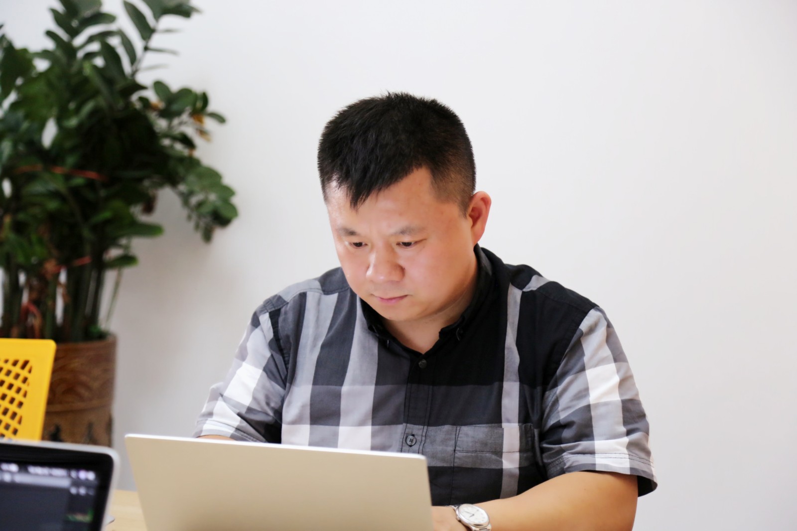 前华视传媒高管黄钰群出任CEO，犀牛云再添“北航系”帅才！
