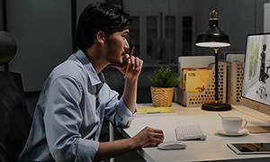 犀牛云签约西昊智能家具，健康定义人体工学家具，塑造品牌影响力